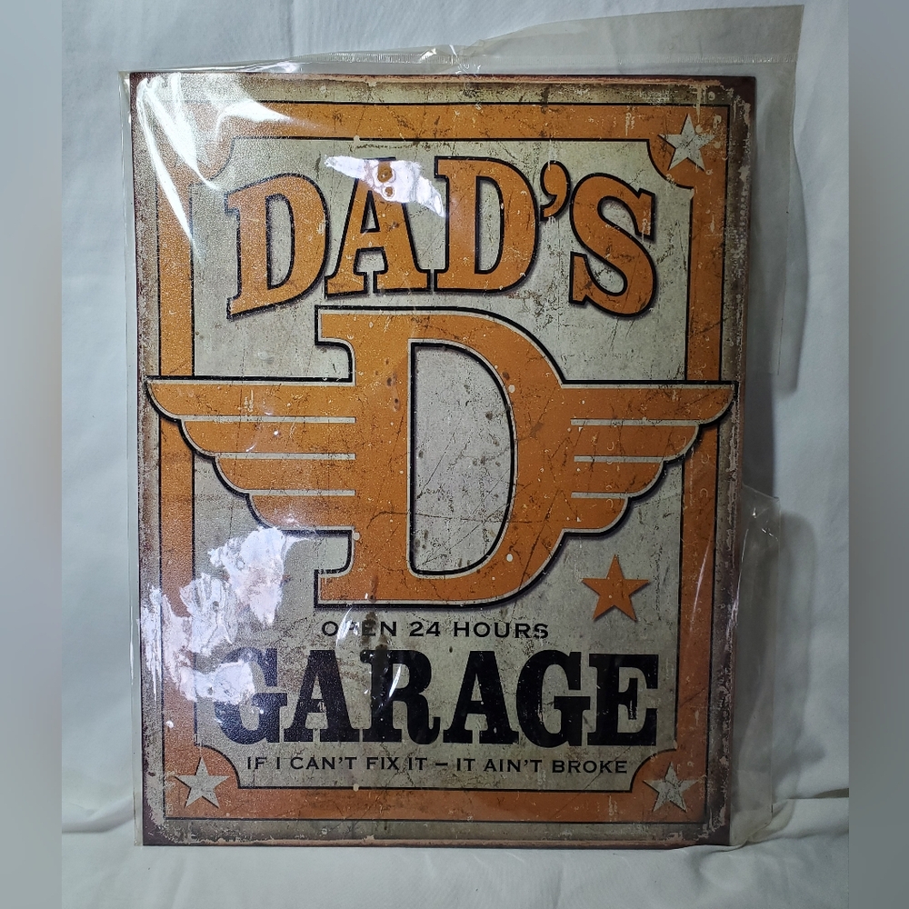 Dad's Garage If I Can't Fix It-It Ain't Broke Retro Distressed Metal Sign, New